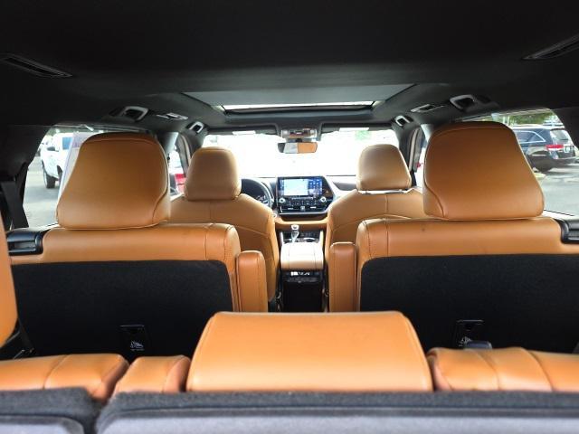 used 2022 Toyota Highlander car, priced at $45,998