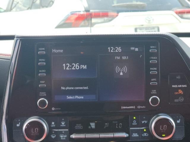 used 2021 Toyota Highlander car, priced at $38,998