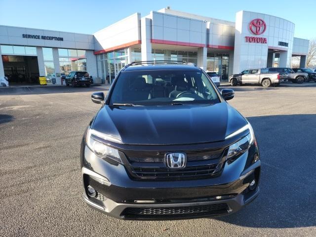 used 2022 Honda Pilot car, priced at $28,995