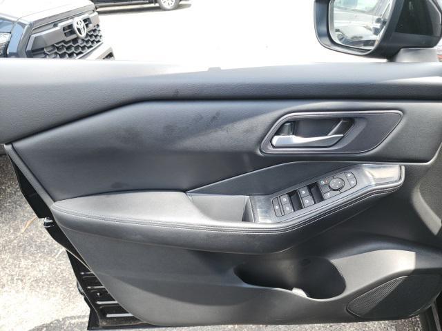 used 2024 Nissan Rogue car, priced at $25,909
