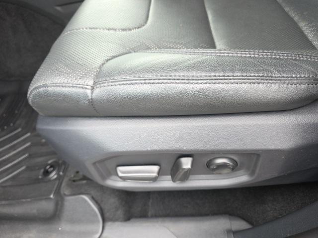 used 2022 Toyota Tundra car, priced at $43,372