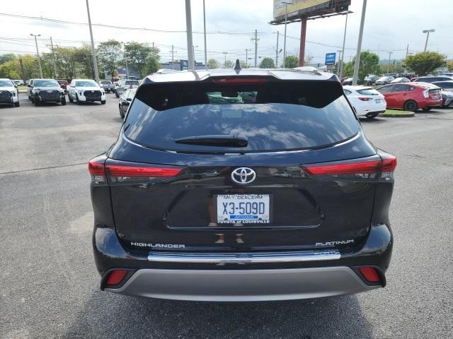 used 2023 Toyota Highlander car, priced at $45,911