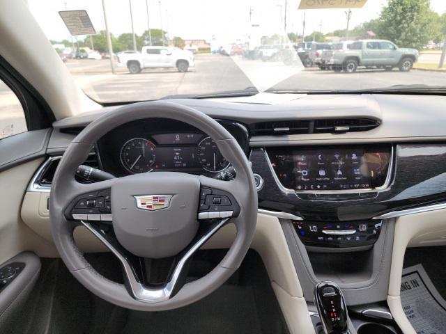 used 2021 Cadillac XT6 car, priced at $37,840