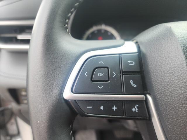used 2024 Toyota Highlander car, priced at $40,813