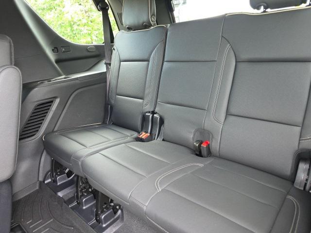 used 2024 GMC Yukon car, priced at $65,677