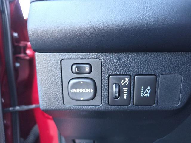 used 2018 Toyota RAV4 Hybrid car, priced at $24,998
