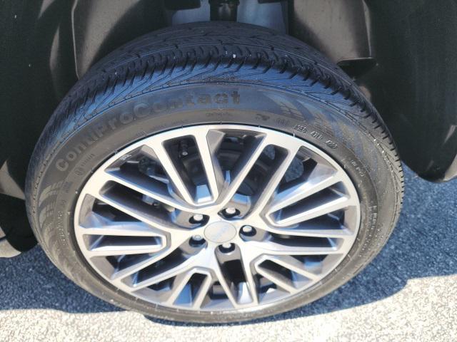 used 2022 Jeep Compass car, priced at $27,998