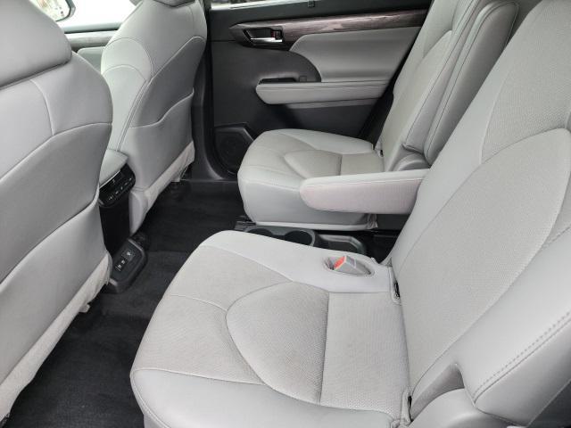 used 2021 Toyota Highlander car, priced at $39,544