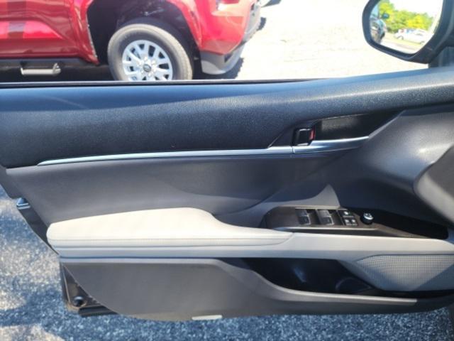 used 2023 Toyota Camry Hybrid car, priced at $32,998