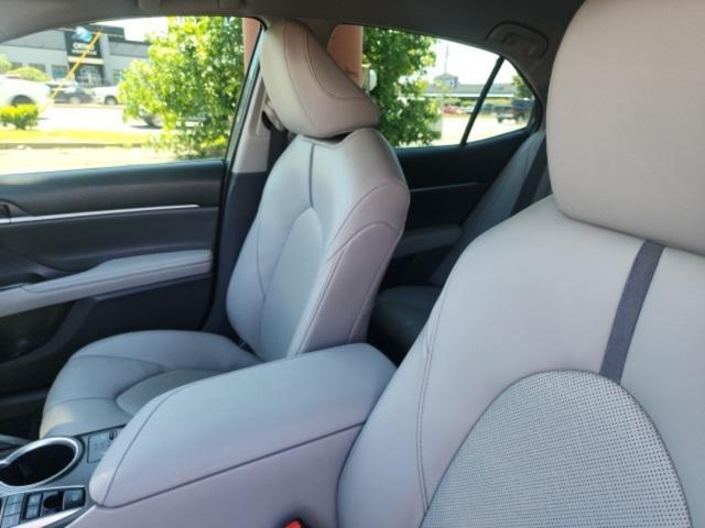 used 2023 Toyota Camry Hybrid car, priced at $32,998