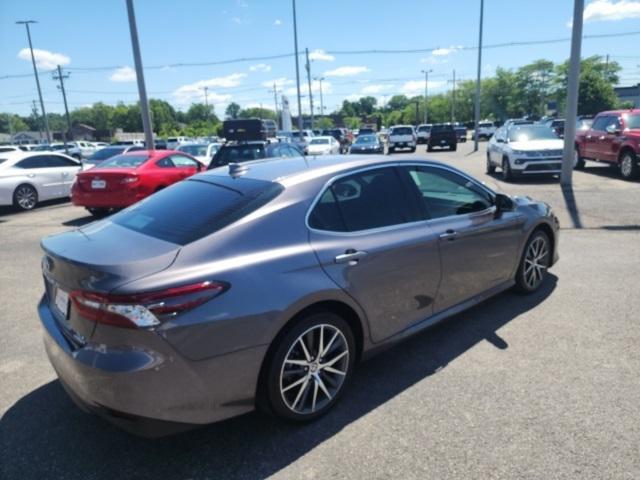 used 2023 Toyota Camry Hybrid car, priced at $32,998
