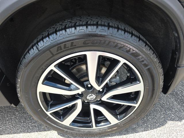 used 2020 Nissan Rogue car, priced at $21,998