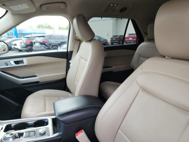 used 2022 Ford Explorer car, priced at $33,998