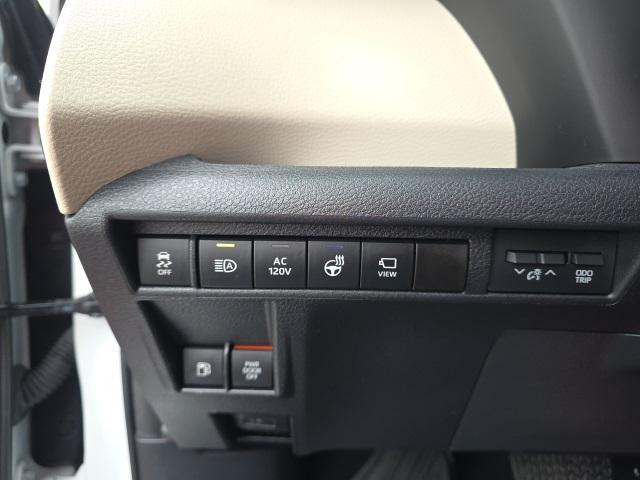 used 2023 Toyota Sienna car, priced at $51,033