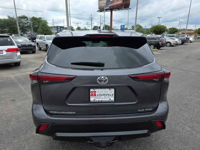 used 2024 Toyota Highlander car, priced at $43,998