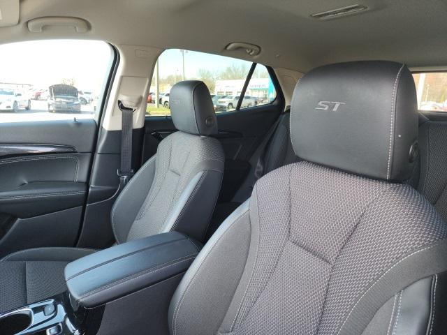 used 2023 Buick Envision car, priced at $24,722