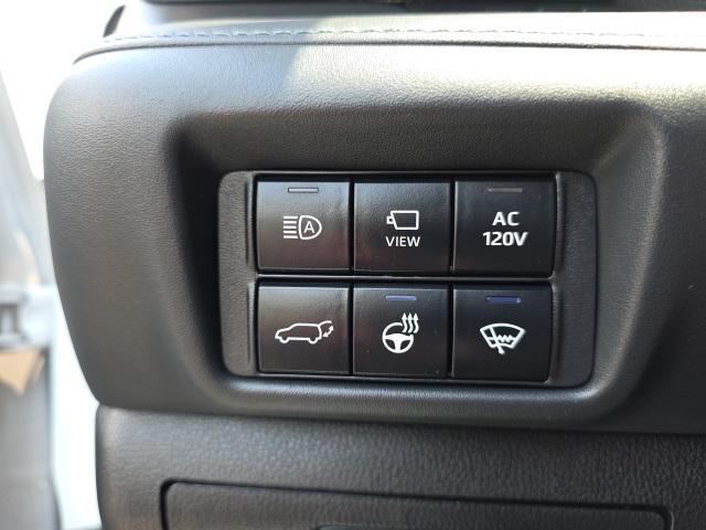 used 2022 Toyota Highlander Hybrid car, priced at $41,923