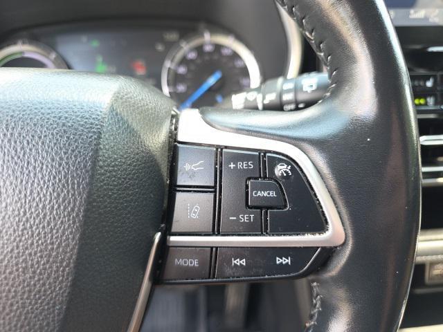 used 2022 Toyota Highlander Hybrid car, priced at $41,923