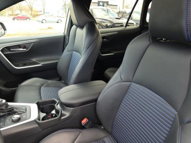 used 2021 Toyota RAV4 Hybrid car, priced at $31,998
