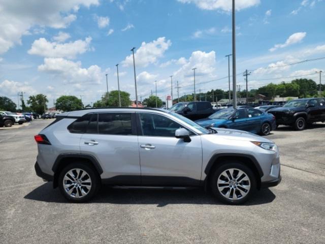 used 2021 Toyota RAV4 car, priced at $31,998