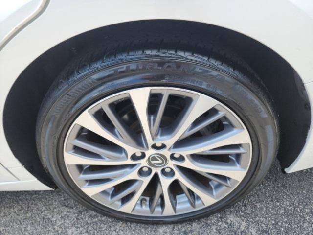 used 2020 Lexus ES 350 car, priced at $34,998