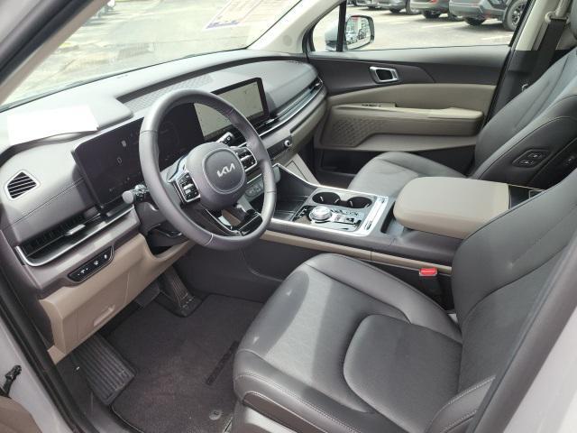 used 2025 Kia Carnival Hybrid car, priced at $47,990