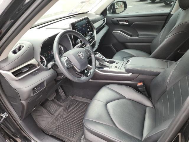 used 2021 Toyota Highlander car, priced at $36,940