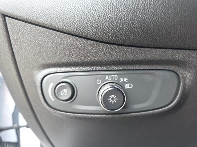 used 2022 Chevrolet Equinox car, priced at $22,998