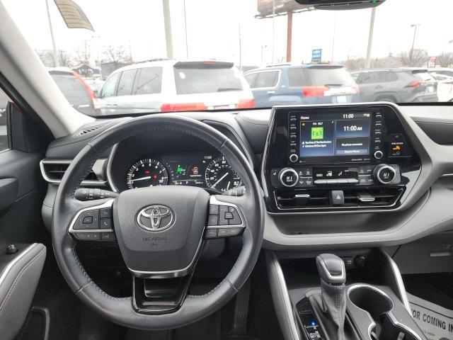 used 2021 Toyota Highlander car, priced at $37,857