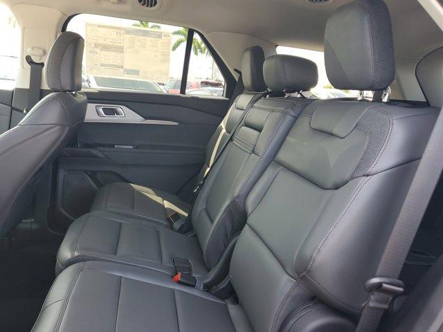 new 2025 Ford Explorer car, priced at $38,265
