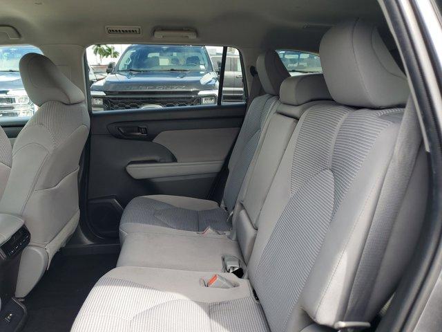used 2020 Toyota Highlander car, priced at $25,880