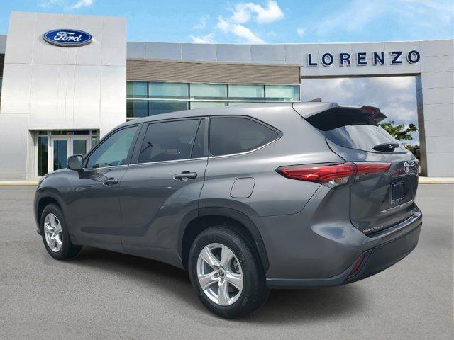 used 2023 Toyota Highlander car, priced at $30,880