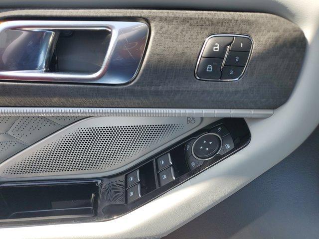 new 2025 Ford Explorer car, priced at $51,440
