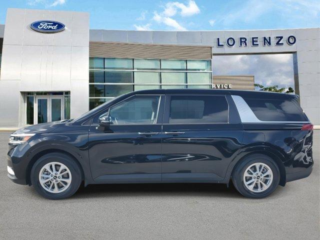 used 2023 Kia Carnival car, priced at $29,990