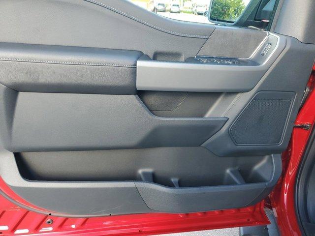 new 2025 Ford F-150 car, priced at $55,370