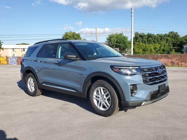 new 2025 Ford Explorer car, priced at $40,205