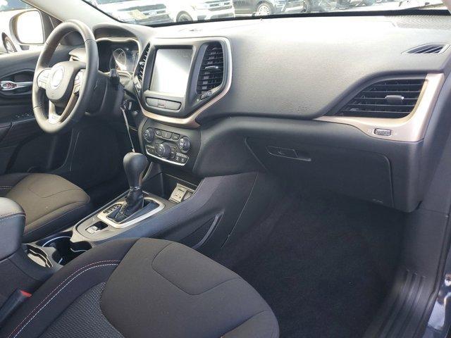 used 2017 Jeep Cherokee car, priced at $9,980