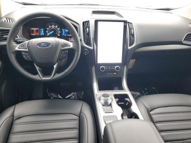 new 2024 Ford Edge car, priced at $32,675