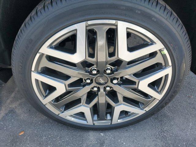 new 2025 Ford Expedition car, priced at $82,490