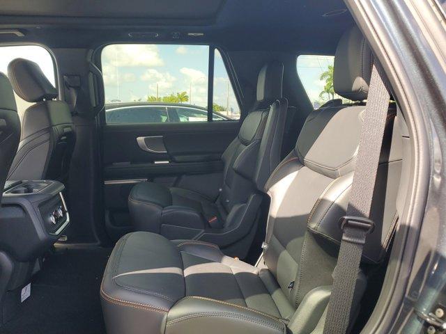 new 2025 Ford Expedition car, priced at $75,520