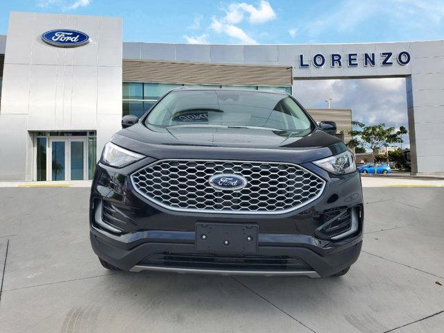 new 2024 Ford Edge car, priced at $30,325