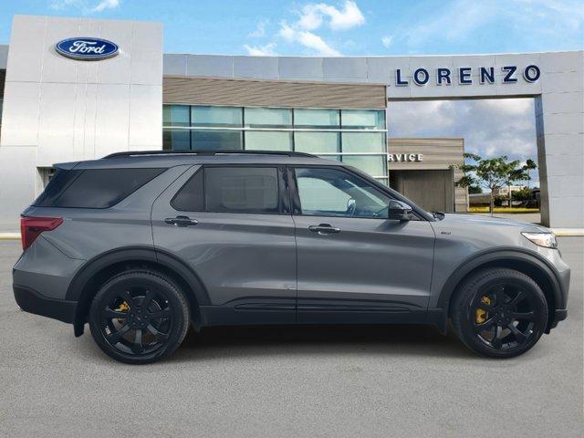 used 2024 Ford Explorer car, priced at $40,880