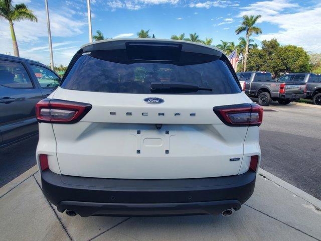 new 2025 Ford Escape car, priced at $33,470