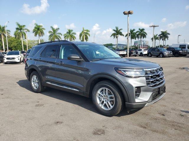 new 2025 Ford Explorer car, priced at $39,300