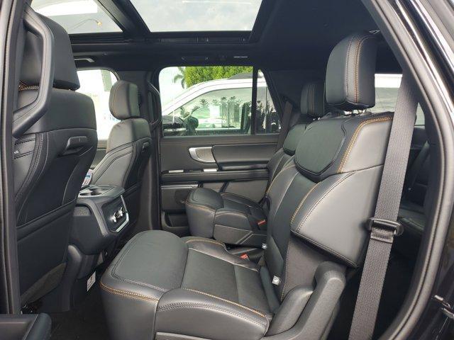 new 2025 Ford Expedition car, priced at $75,025