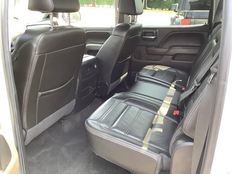 used 2018 GMC Sierra 1500 car, priced at $22,900