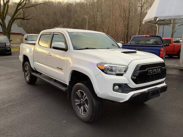 used 2016 Toyota Tacoma car, priced at $26,900