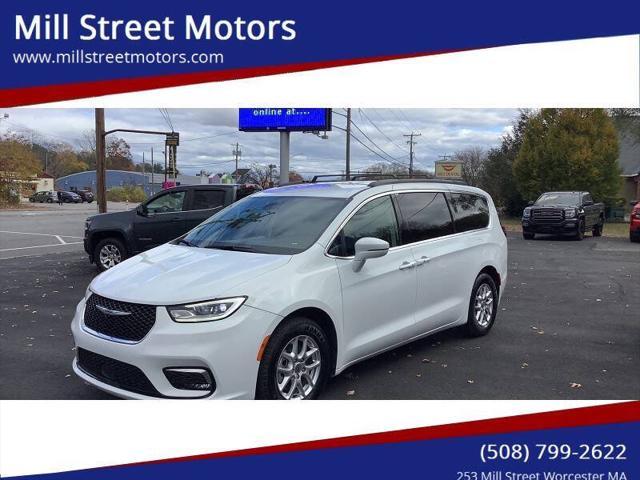 used 2022 Chrysler Pacifica car, priced at $19,900