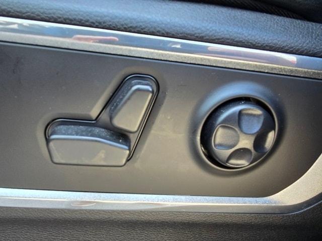 used 2021 Ram 1500 car, priced at $39,999