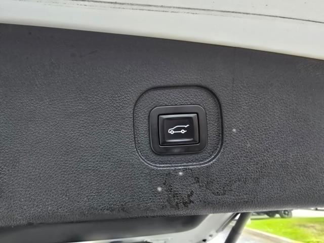 used 2017 Chevrolet Equinox car, priced at $10,999